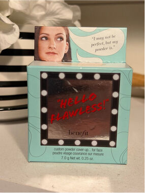 BNIB Benefit Hello Flawless Powder Foundation HONEY I'm Cute As A Bunny RARE HTF